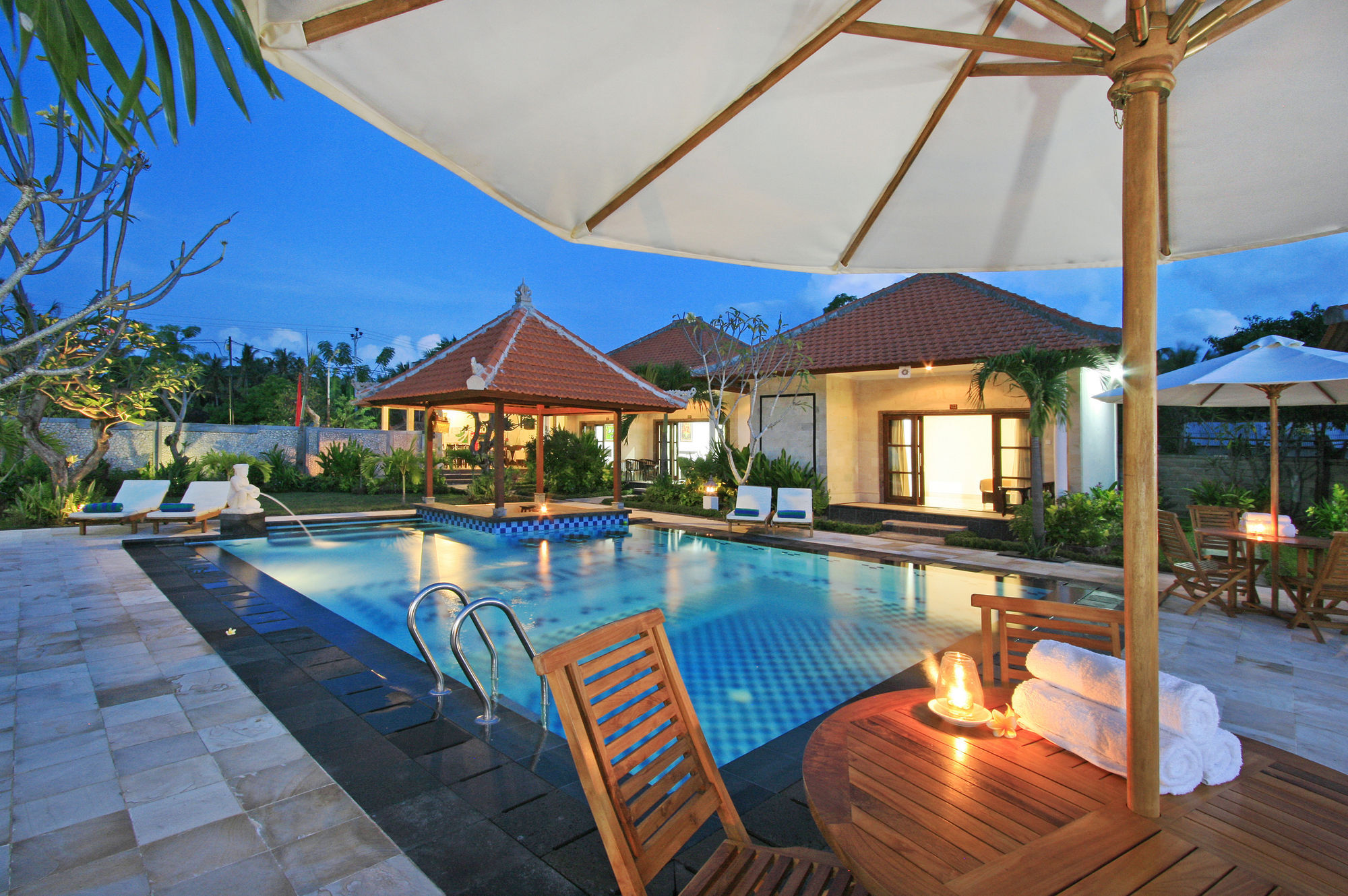 Pondok Jenggala Lembongan Extérieur photo