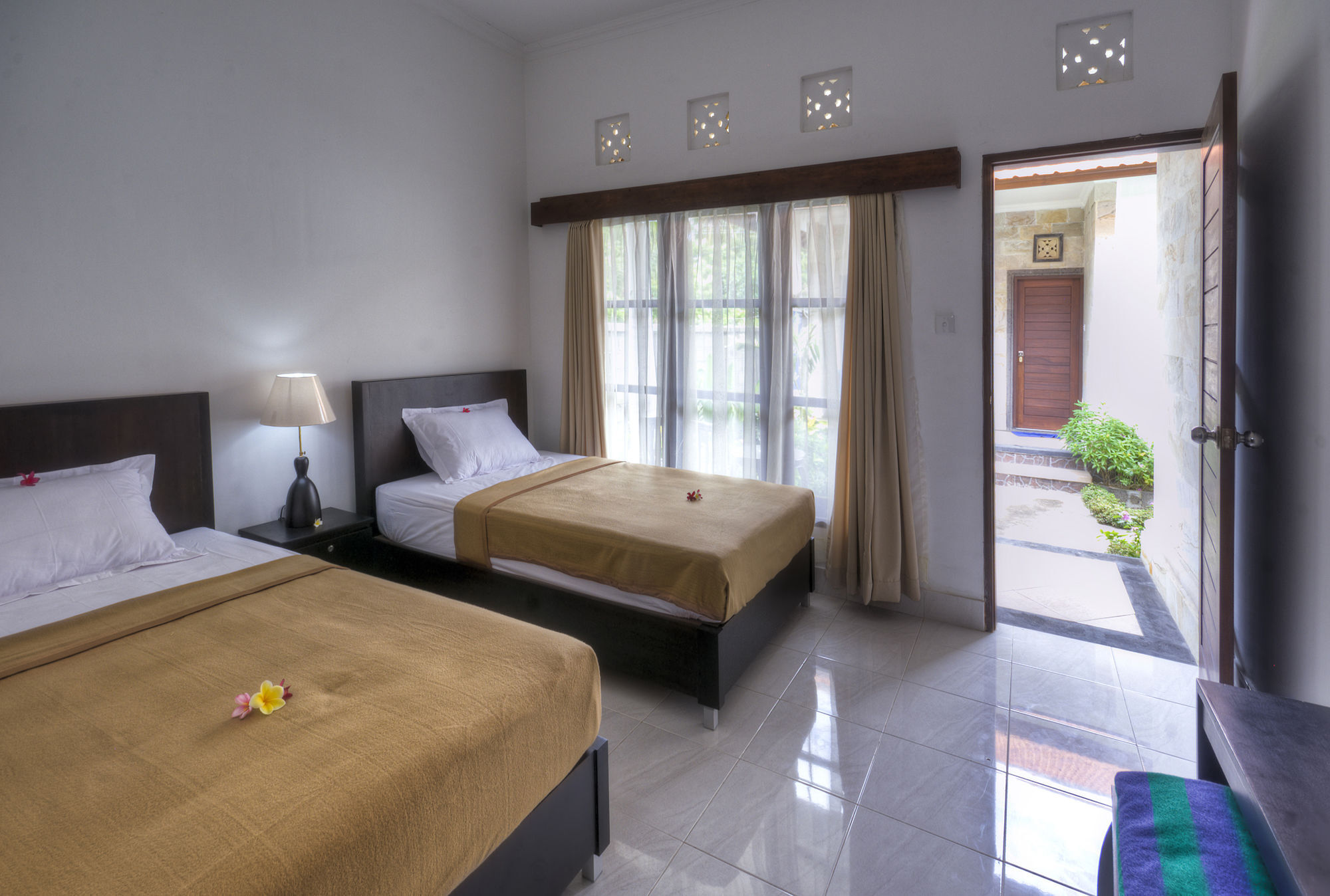 Pondok Jenggala Lembongan Extérieur photo